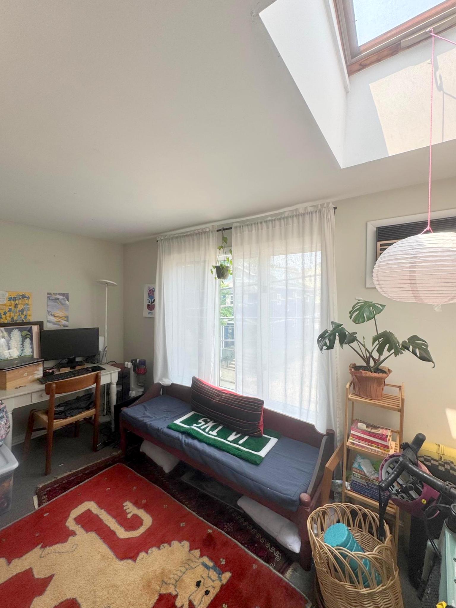3.5 bed, 1 bath apartment for rent at 16 Corinthian Rd Unit 2, Tufts — photo 10 of 19