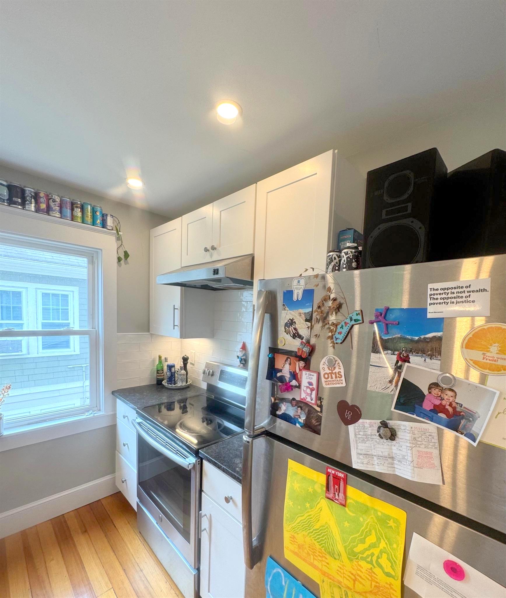 3.5 bed, 1 bath apartment for rent at 16 Corinthian Rd Unit 2, Tufts — photo 2 of 19
