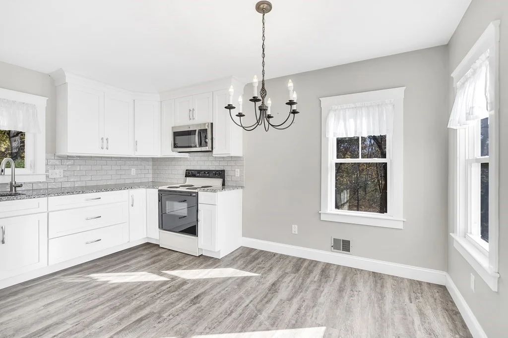4 bed, 1 bath apartment for rent at 16 County St Unit 2, Foxborough — photo 19 of 39