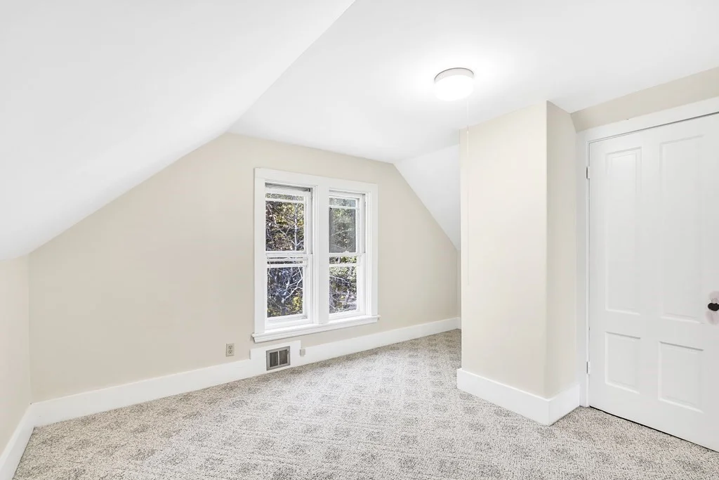 4 bed, 1 bath apartment for rent at 16 County St Unit 2, Foxborough — photo 35 of 39