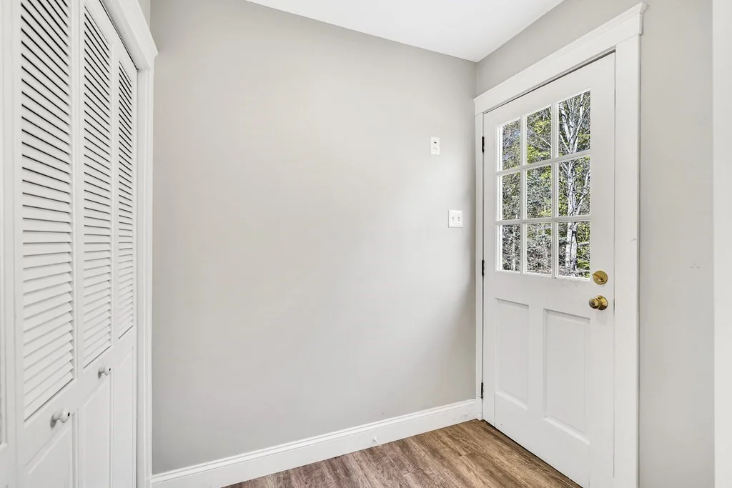 4 bed, 1 bath apartment for rent at 16 County St Unit 2, Foxborough — photo 14 of 39