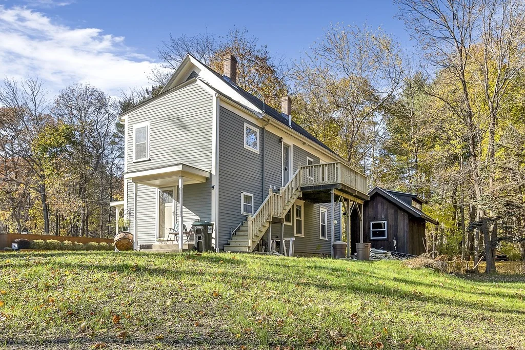 4 bed, 1 bath apartment for rent at 16 County St Unit 2, Foxborough — photo 6 of 39