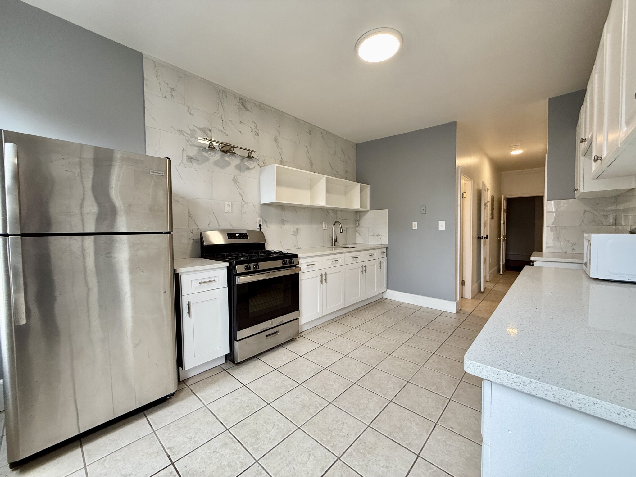 2 bed, 1 bath apartment for rent at 16 Creighton St Unit 2, Jamaica Plain — photo 2 of 7