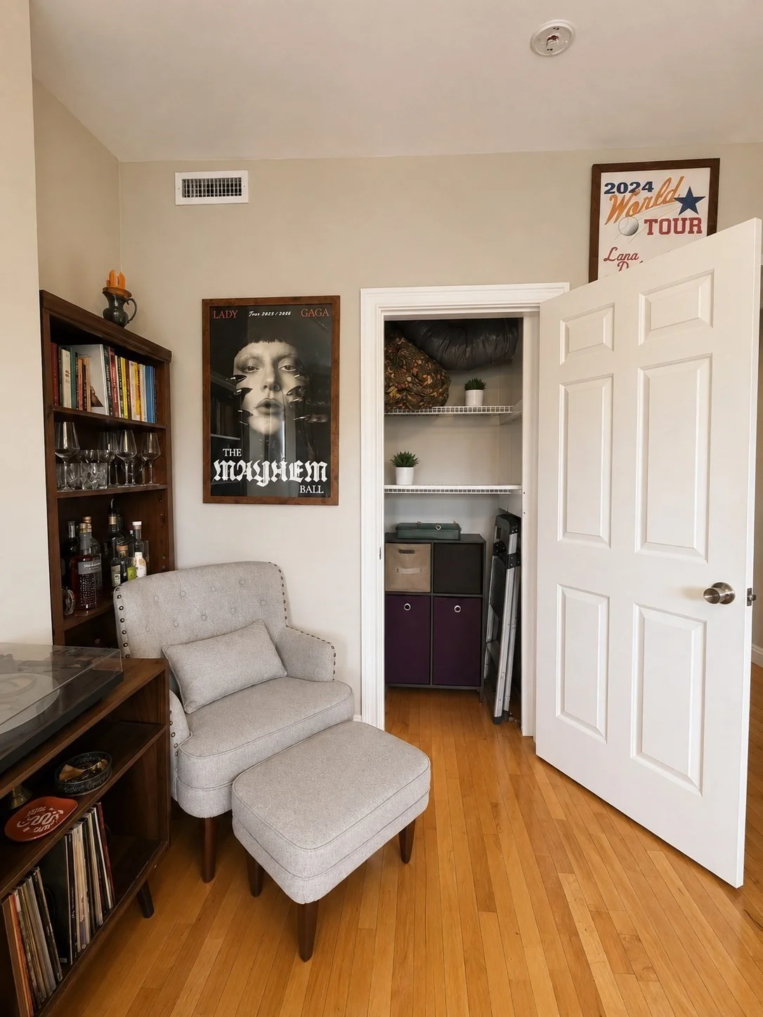 2 bed, 1 bath apartment for rent at 16 Cross Street East Unit 2, East Somerville — photo 13 of 15