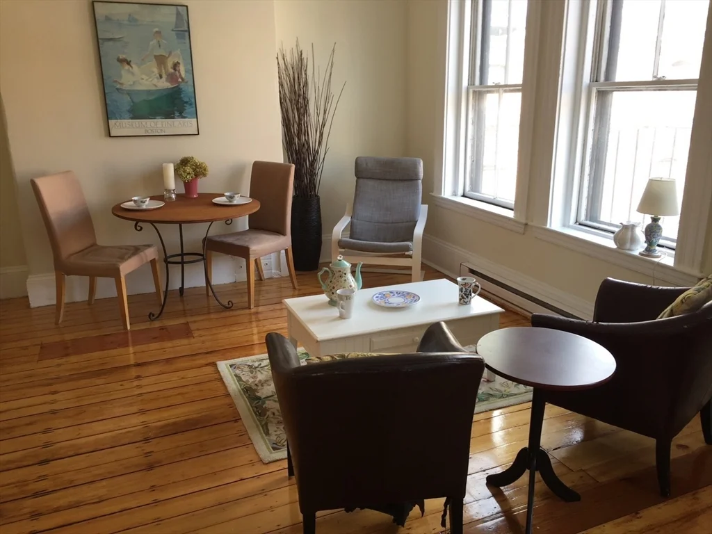 Studio bed, 1 bath apartment for rent at 16 Cumberland St Unit 1, South End