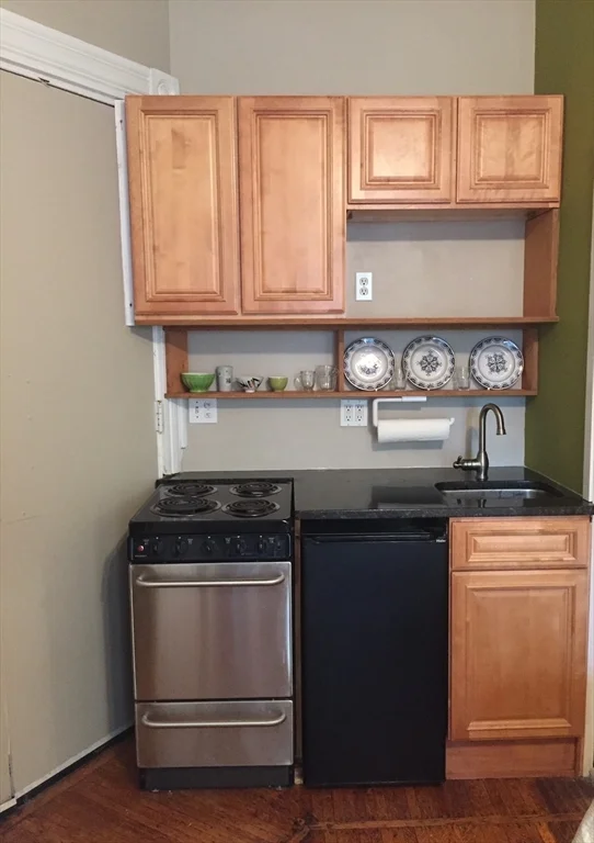 Studio bed, 1 bath apartment for rent at 16 Cumberland St Unit 1, South End — photo 2 of 8