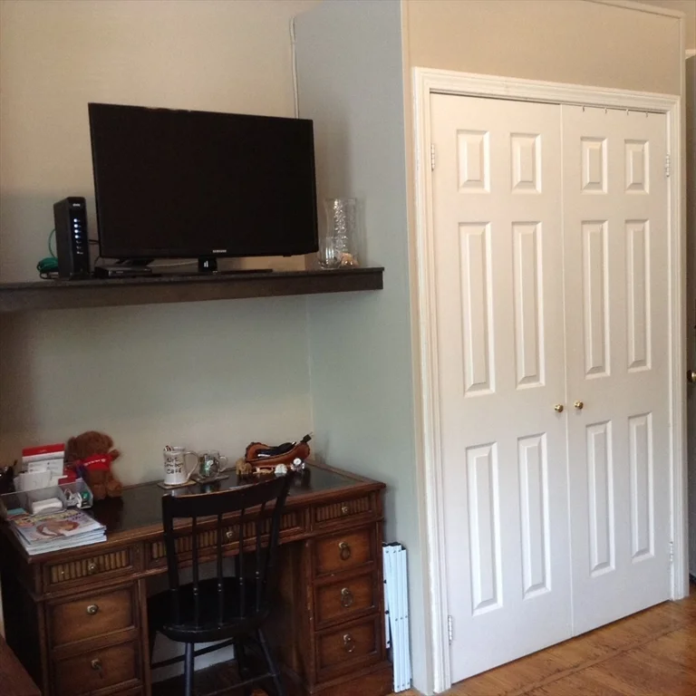 Studio bed, 1 bath apartment for rent at 16 Cumberland St Unit 1, South End — photo 3 of 8