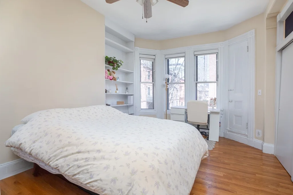 Studio bed, 1 bath apartment for rent at 16 Cumberland St Unit 4, Back Bay — photo 2 of 8