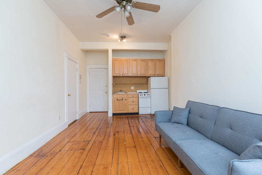 1 bed, 1 bath apartment for rent at 16 Cumberland St Unit 5, South End — photo 2 of 8