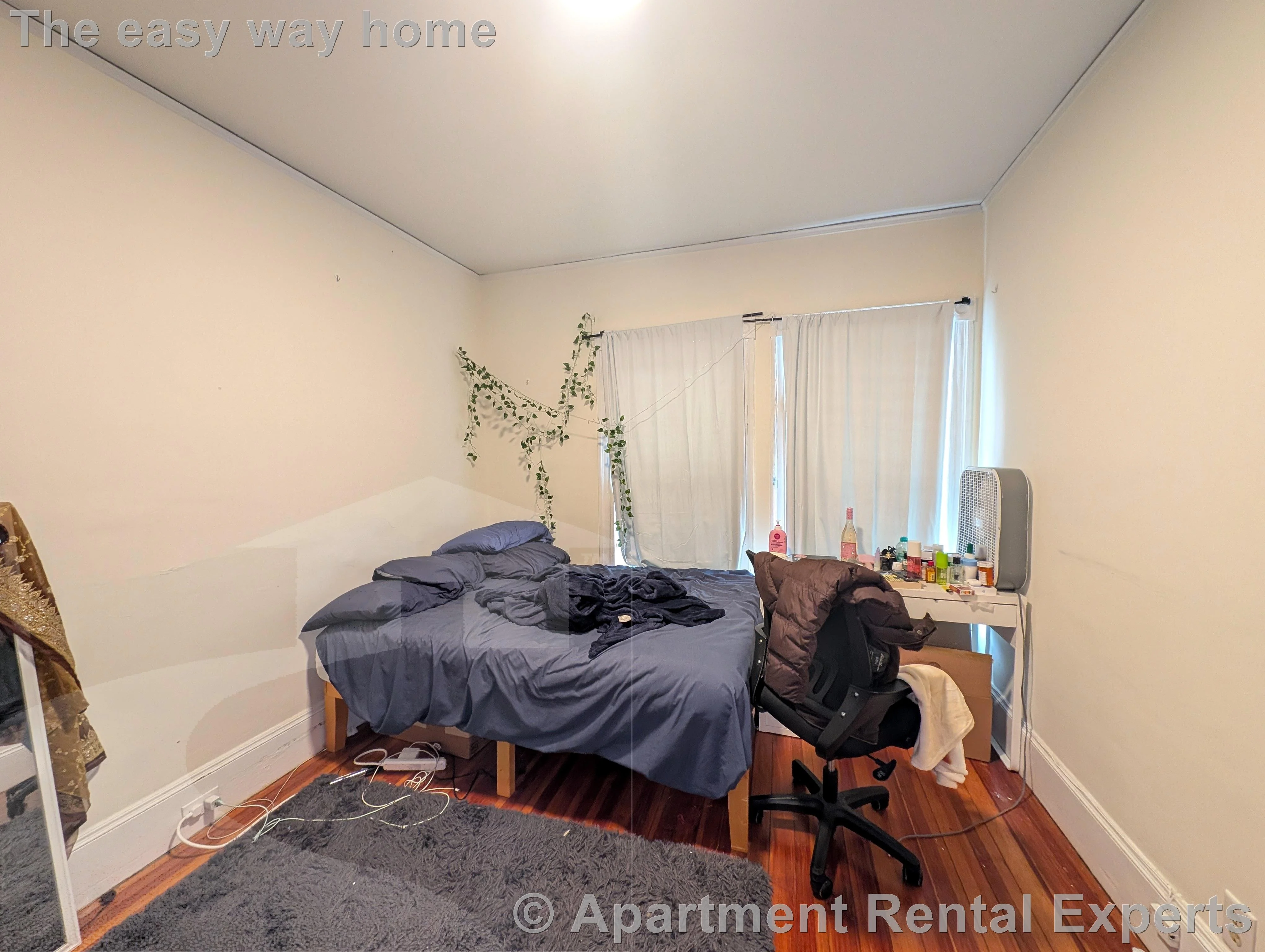 5 bed, 2 bath apartment for rent at 16 Curtis Ave, Tufts — photo 16 of 27