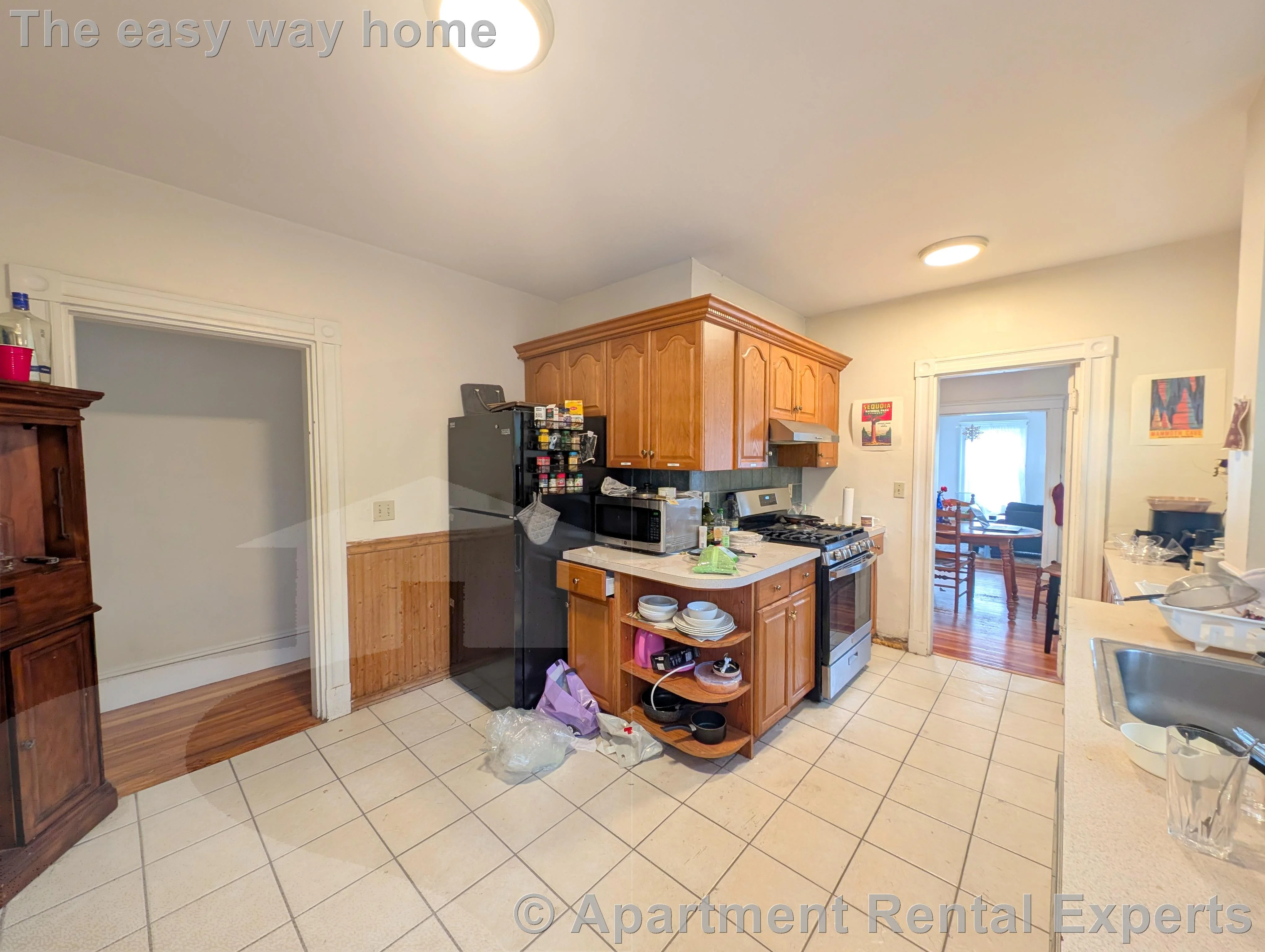 5 bed, 2 bath apartment for rent at 16 Curtis Ave, Tufts — photo 2 of 27
