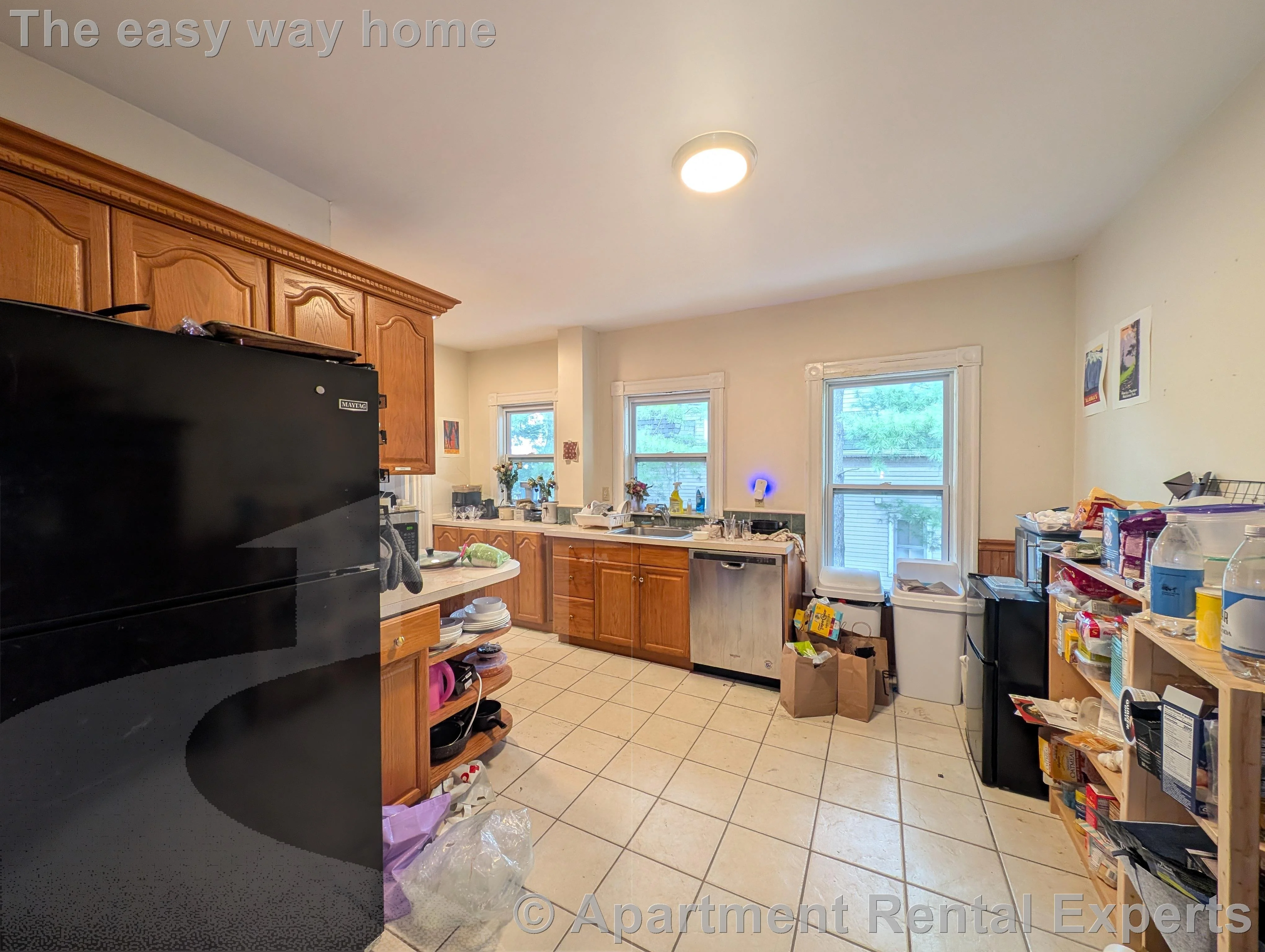 5 bed, 2 bath apartment for rent at 16 Curtis Ave, Tufts — photo 1 of 27