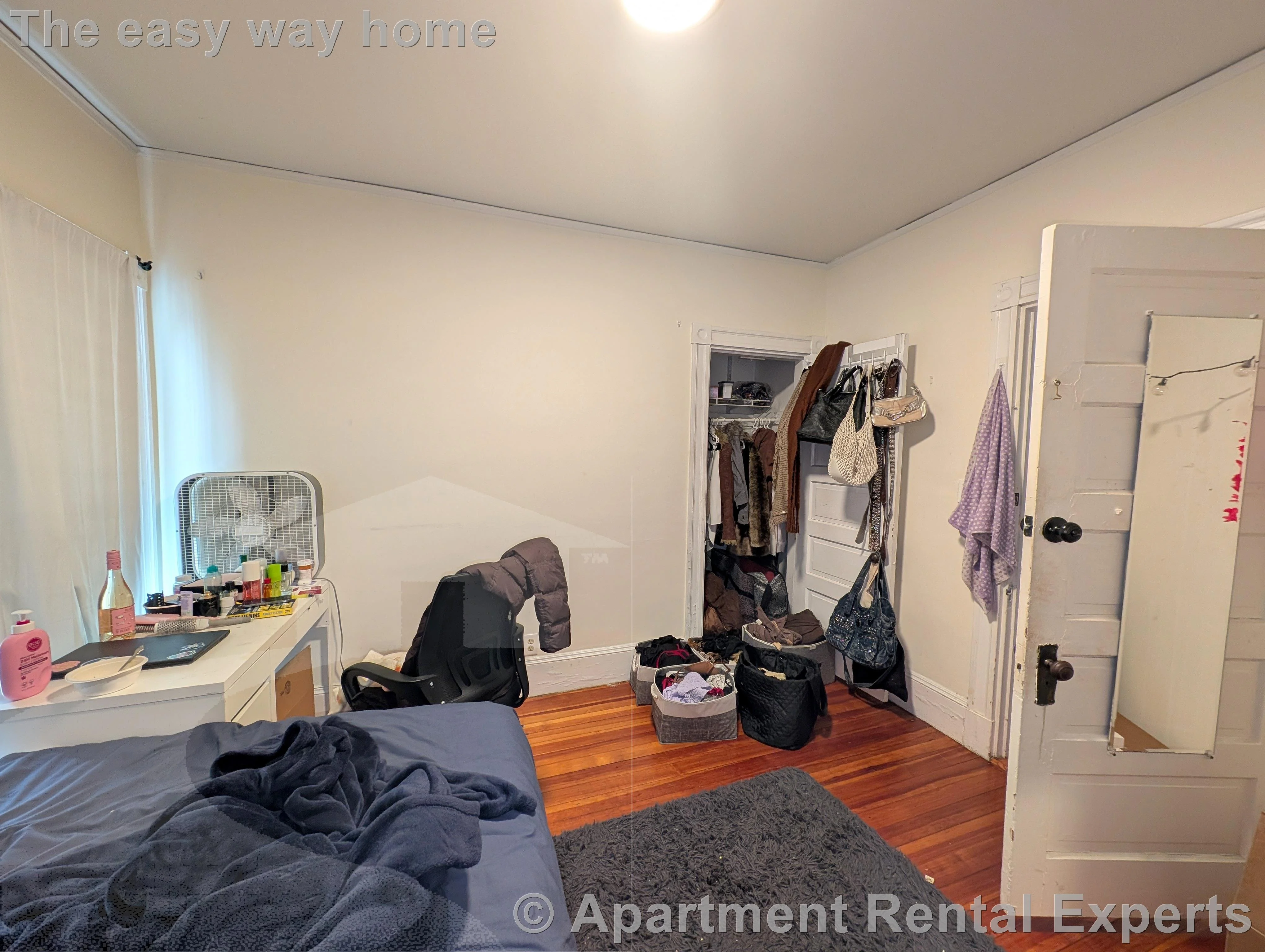 5 bed, 2 bath apartment for rent at 16 Curtis Ave, Tufts — photo 17 of 27