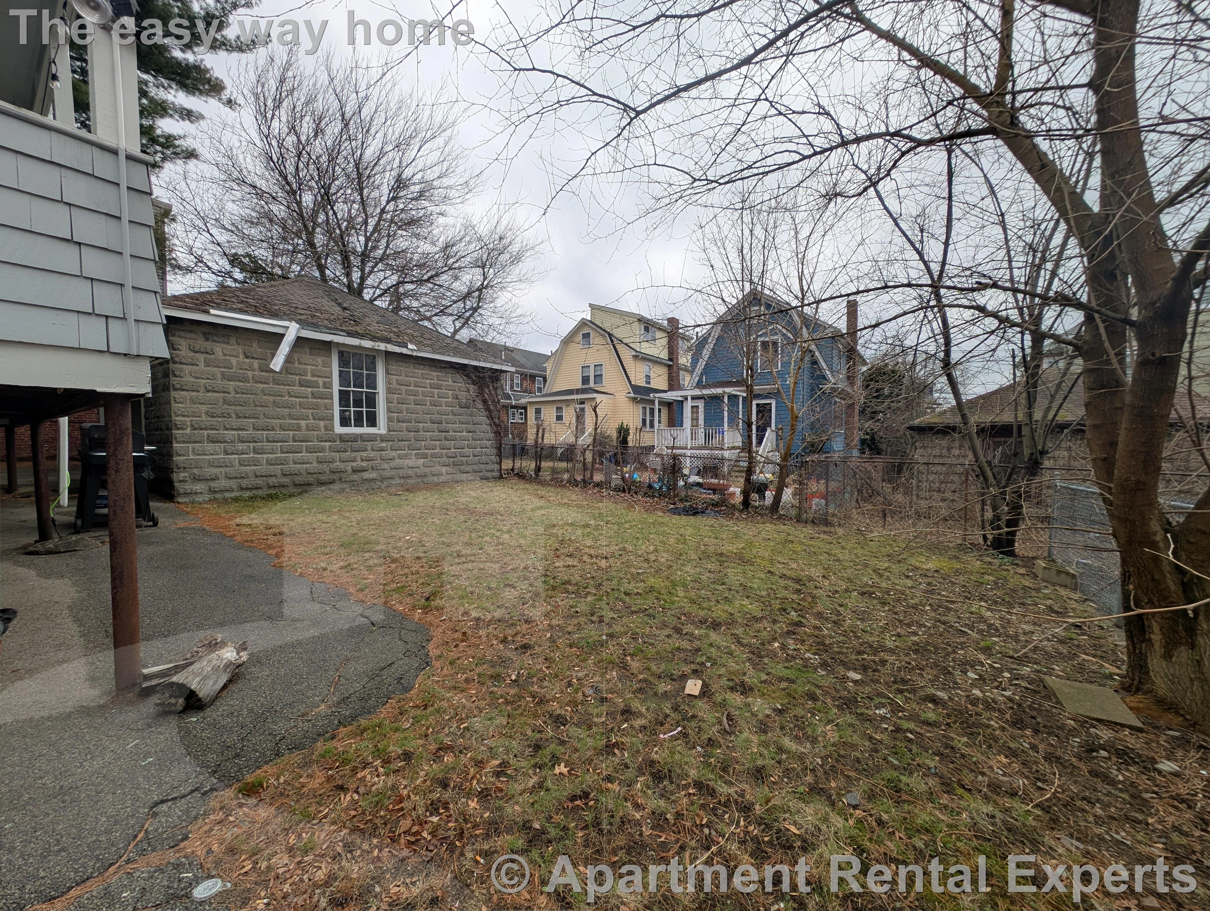 5 bed, 2 bath apartment for rent at 16 Curtis Ave, Tufts — photo 26 of 27