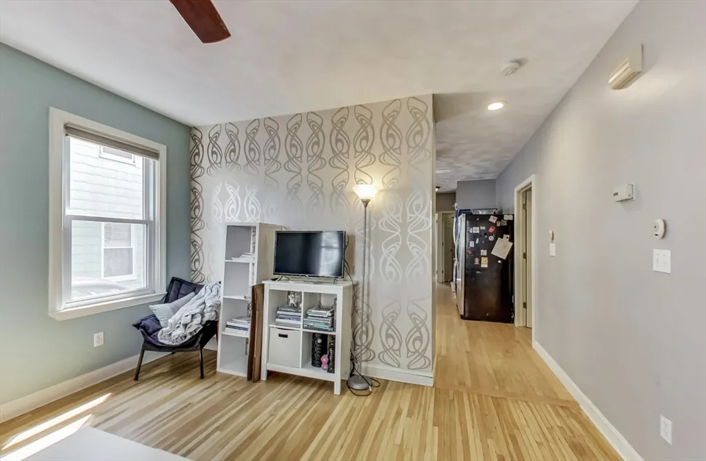 3 bed, 1 bath apartment for rent at 16 Cypress St Unit 1, Spring Hill — photo 9 of 21