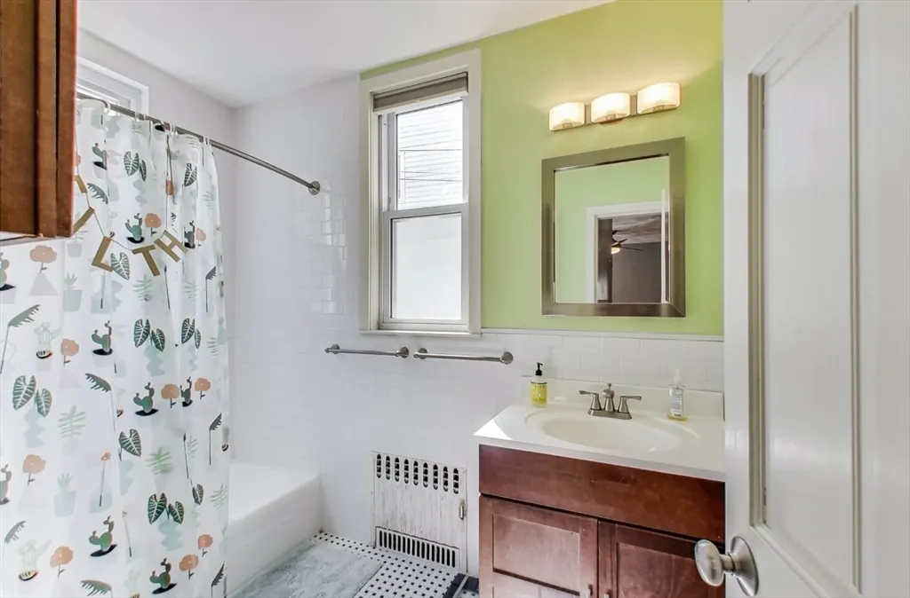 3 bed, 1 bath apartment for rent at 16 Cypress St Unit 1, Spring Hill — photo 14 of 21