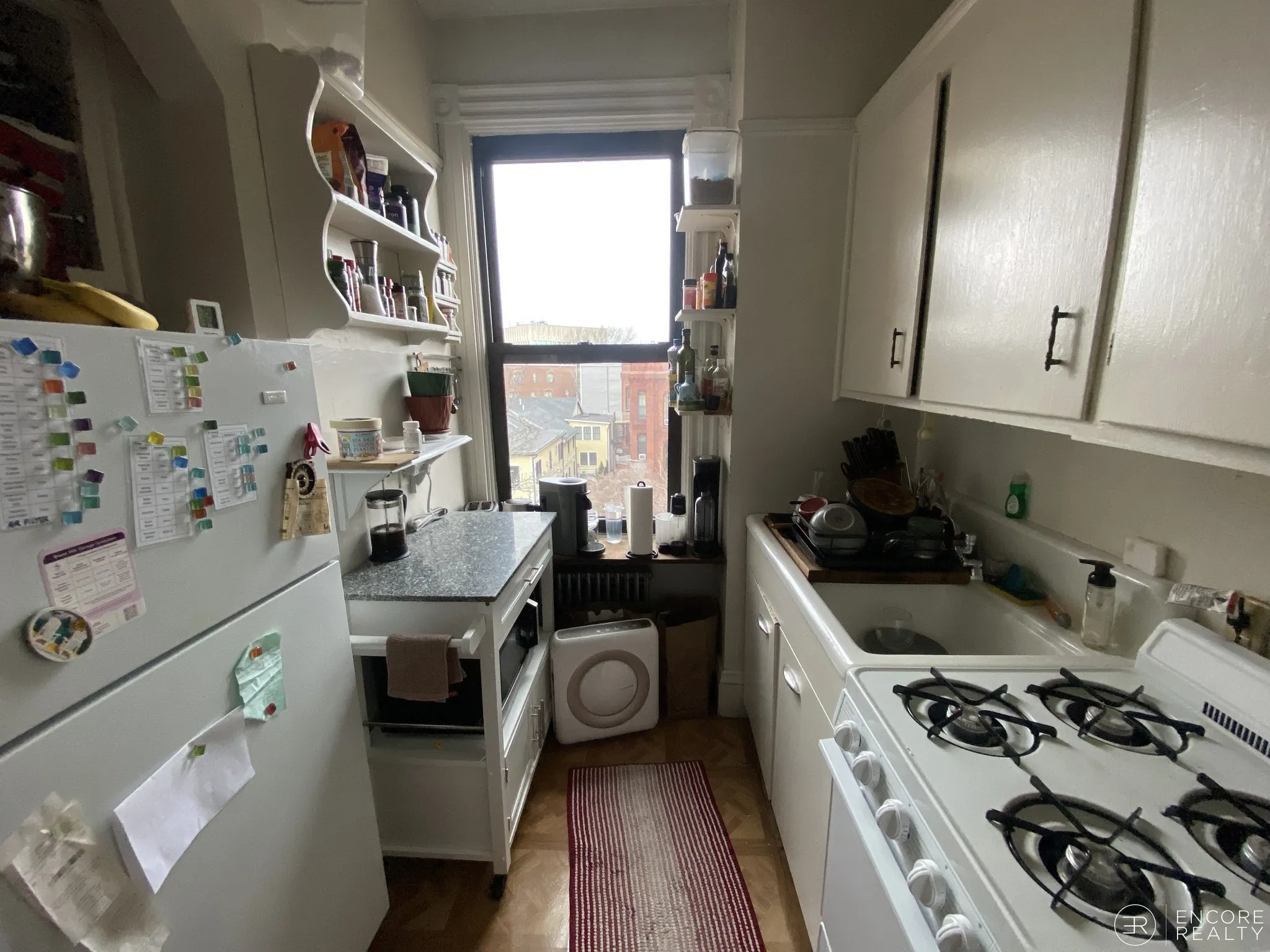 2 bed, 1 bath apartment for rent at 16 Davis Ave Unit 10, Emerson Gardens — photo 6 of 13