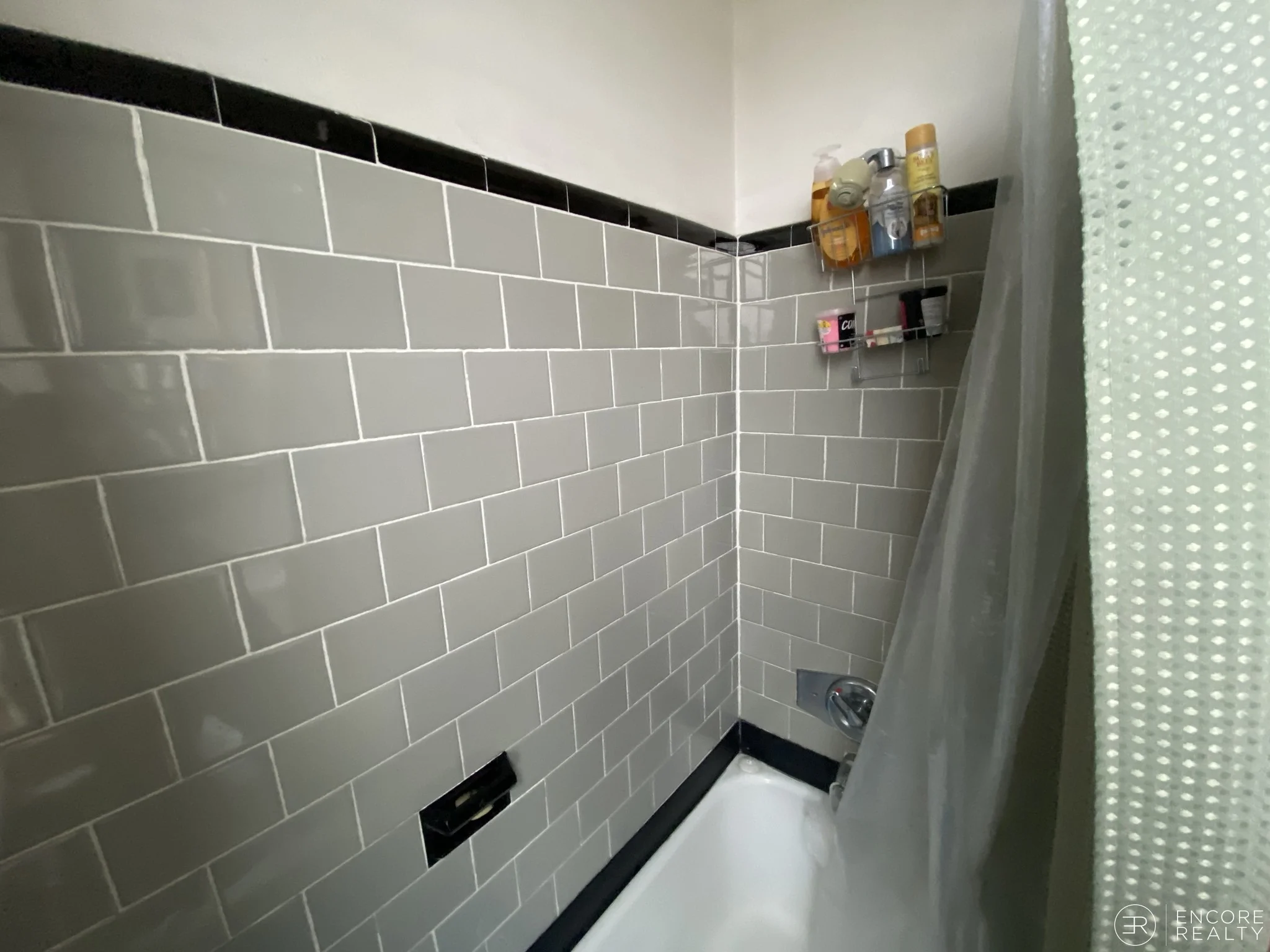 2 bed, 1 bath apartment for rent at 16 Davis Ave Unit 10, Emerson Gardens — photo 13 of 13