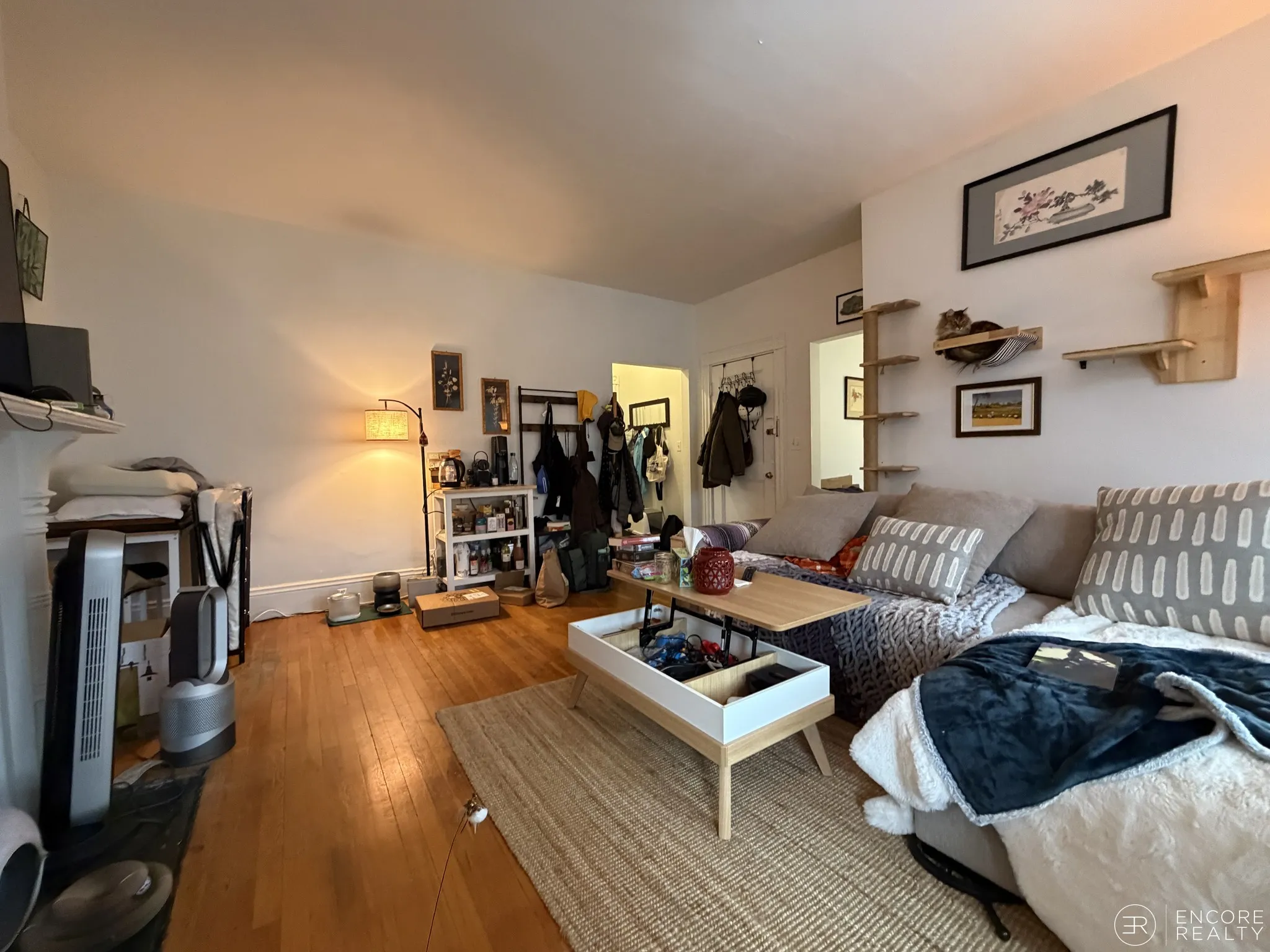 2 bed, 1 bath apartment for rent at 16 Davis Ave Unit 4, Emerson Gardens — photo 4 of 22