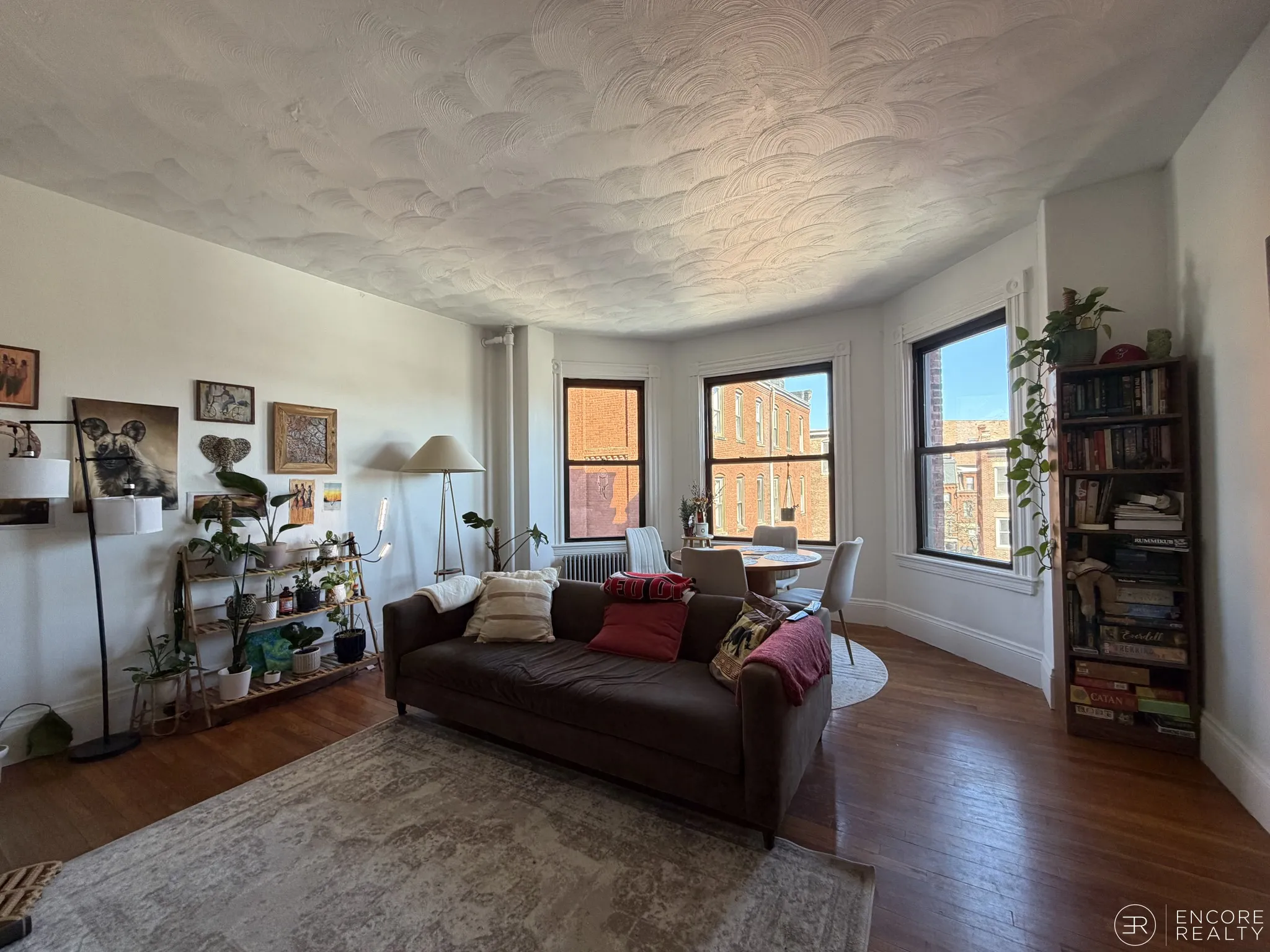 1 bed, 1 bath apartment for rent at 16 Davis Ave Unit 8, Emerson Gardens