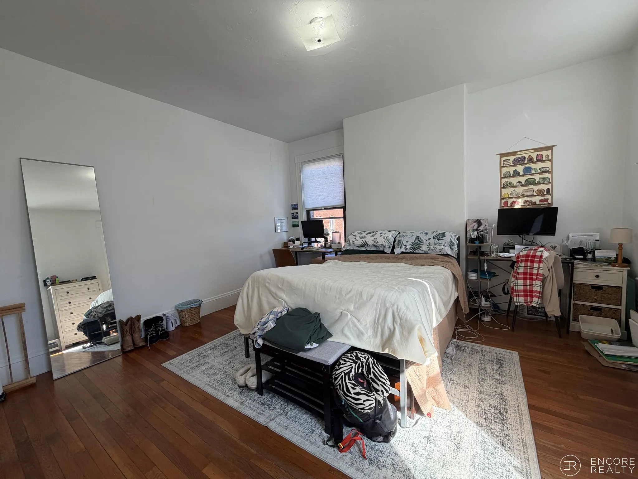 1 bed, 1 bath apartment for rent at 16 Davis Ave Unit 8, Emerson Gardens — photo 9 of 18