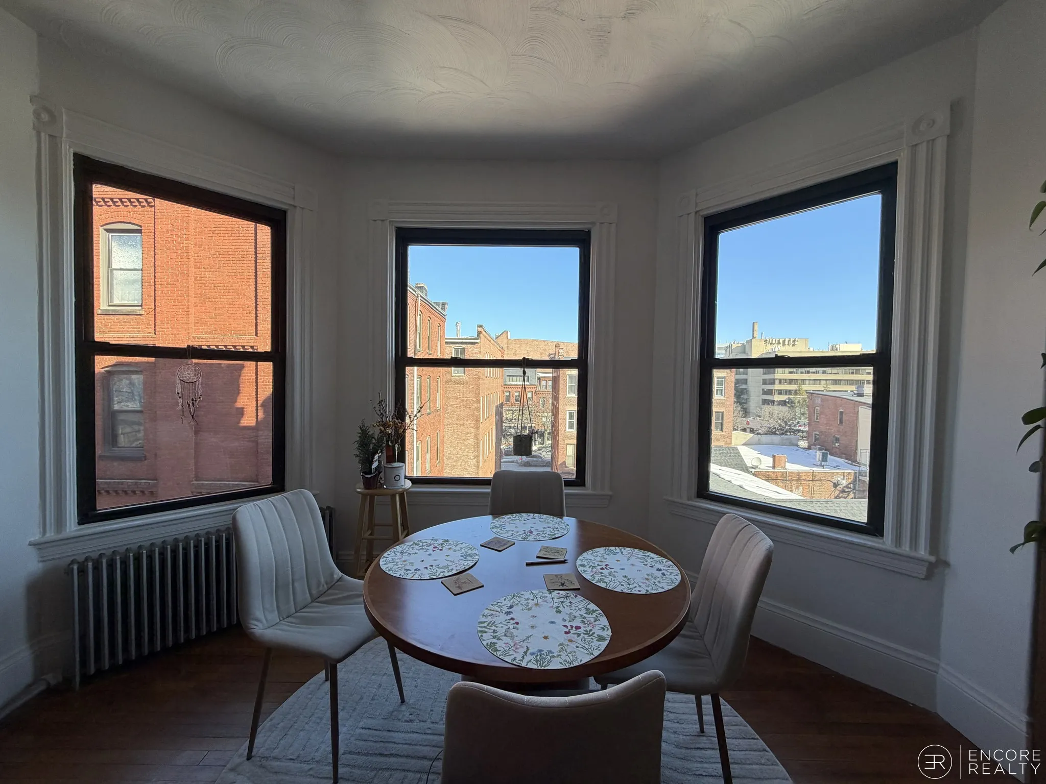 1 bed, 1 bath apartment for rent at 16 Davis Ave Unit 8, Emerson Gardens — photo 5 of 18