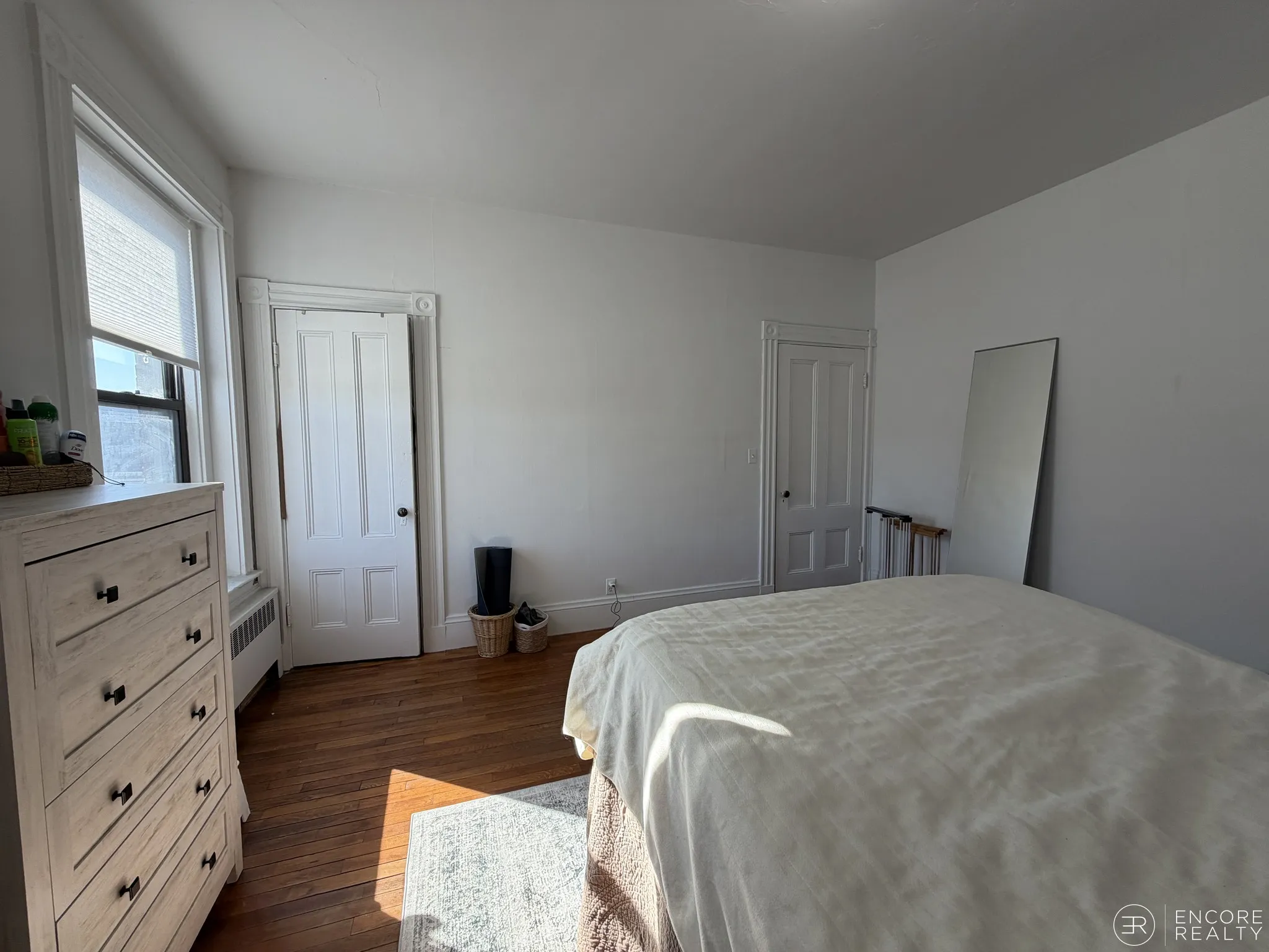 1 bed, 1 bath apartment for rent at 16 Davis Ave Unit 8, Emerson Gardens — photo 10 of 18