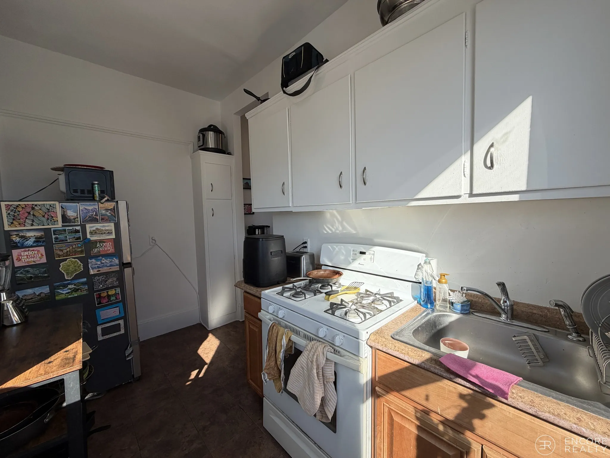 1 bed, 1 bath apartment for rent at 16 Davis Ave Unit 8, Emerson Gardens — photo 15 of 18