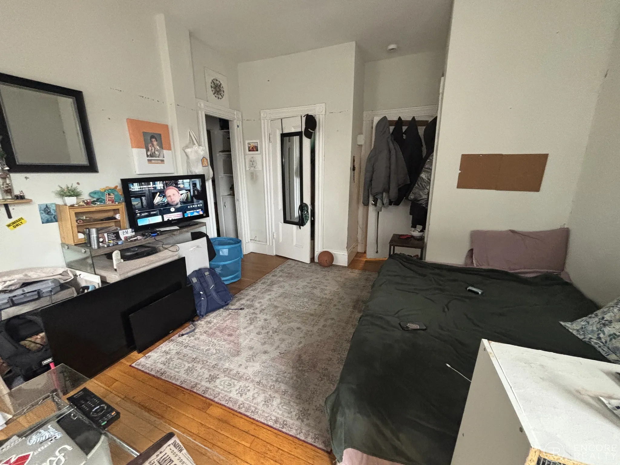 Studio bed, 1 bath apartment for rent at 16 Davis Ave Unit 9, Emerson Gardens