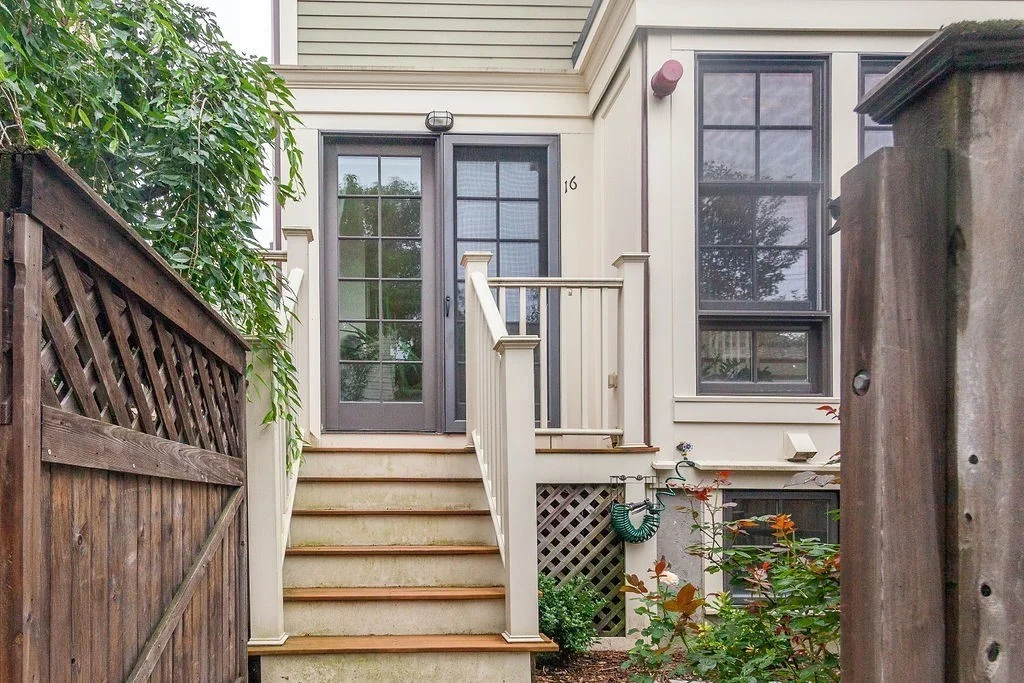 3 bed, 2 bath apartment for rent at 16 Decatur Unit 16, Cambridgeport — photo 2 of 25