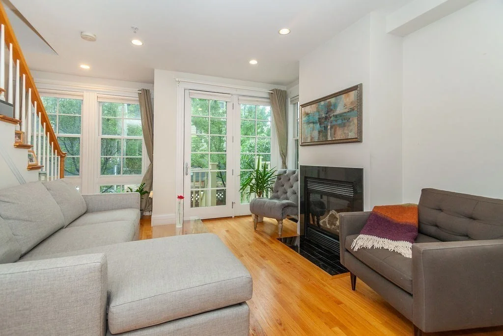 3 bed, 2 bath apartment for rent at 16 Decatur Unit 16, Cambridgeport — photo 3 of 25