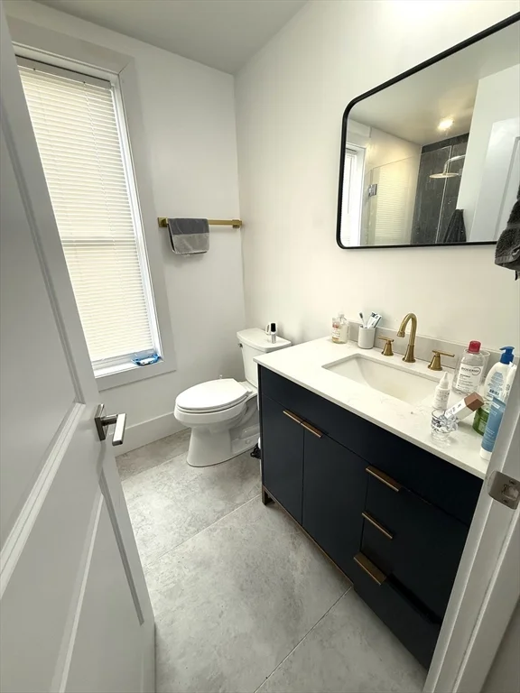3 bed, 2 bath apartment for rent at 16 Delle Ave Unit 3, Mission Hill — photo 8 of 19