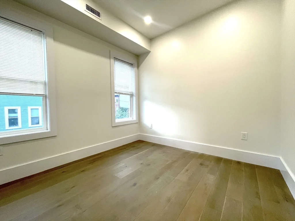 3 bed, 2 bath apartment for rent at 16 Delle Ave Unit 3, Mission Hill — photo 17 of 19