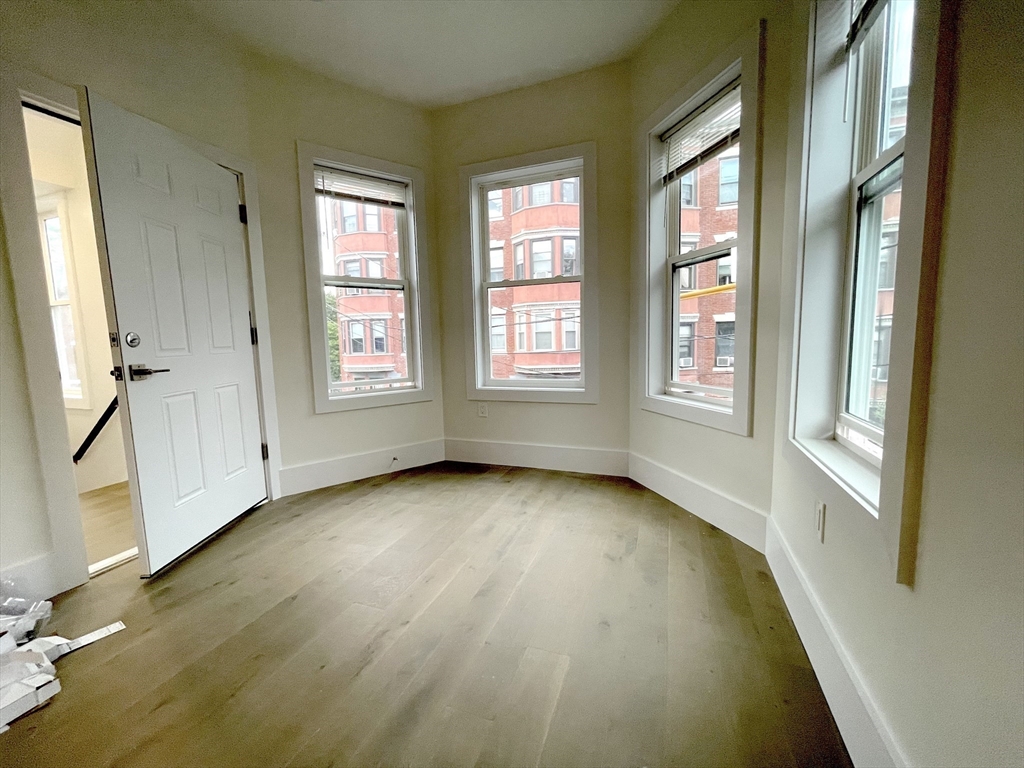 3 bed, 2 bath apartment for rent at 16 Delle Ave Unit B, Mission Hill — photo 4 of 17