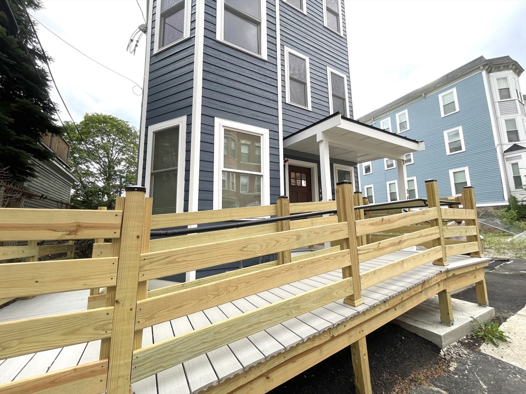 3 bed, 2 bath apartment for rent at 16 Delle Ave Unit B, Mission Hill