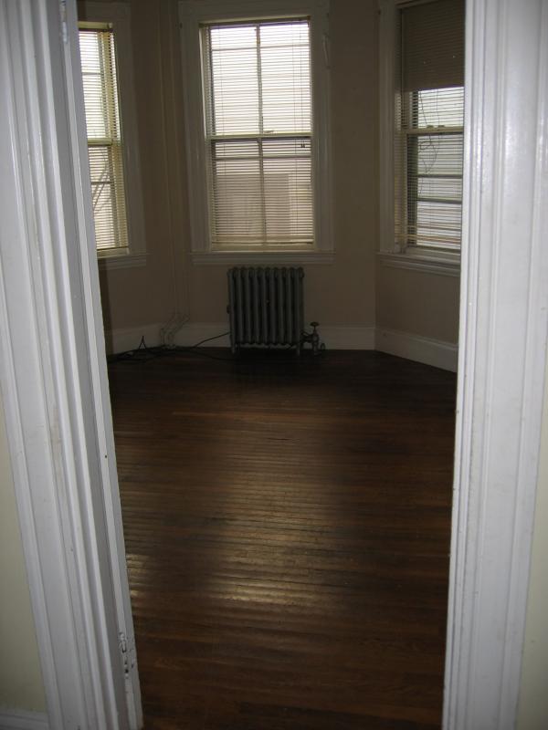 4 bed, 2 bath apartment for rent at 16 Dighton St Unit 1, Brighton — photo 10 of 19