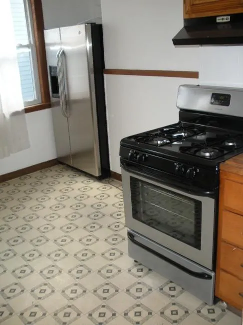 4 bed, 2 bath apartment for rent at 16 Dighton St Unit 2, Brighton — photo 3 of 7