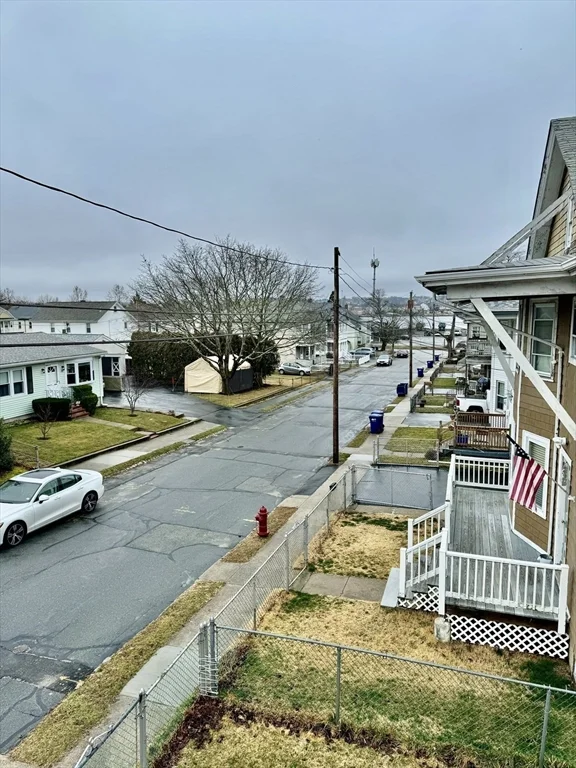 3 bed, 1 bath apartment for rent at 16 Dover St Unit 2nd fl, East Fairhaven — photo 19 of 19