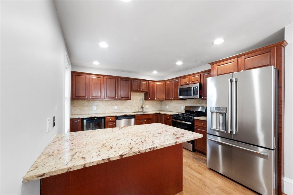 3 bed, 2 bath apartment for rent at 16 Downer Ct Unit B, Boston — photo 11 of 31