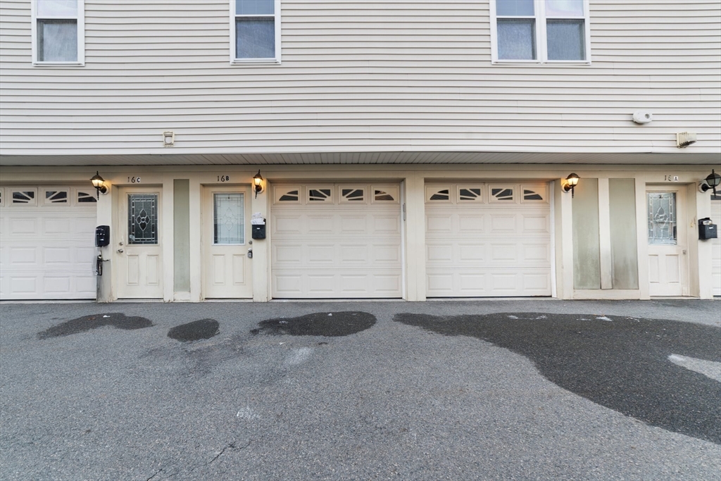 3 bed, 2 bath apartment for rent at 16 Downer Ct Unit B, Boston — photo 29 of 31