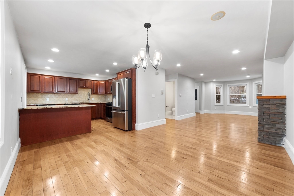 3 bed, 2 bath apartment for rent at 16 Downer Ct Unit B, Boston — photo 1 of 31