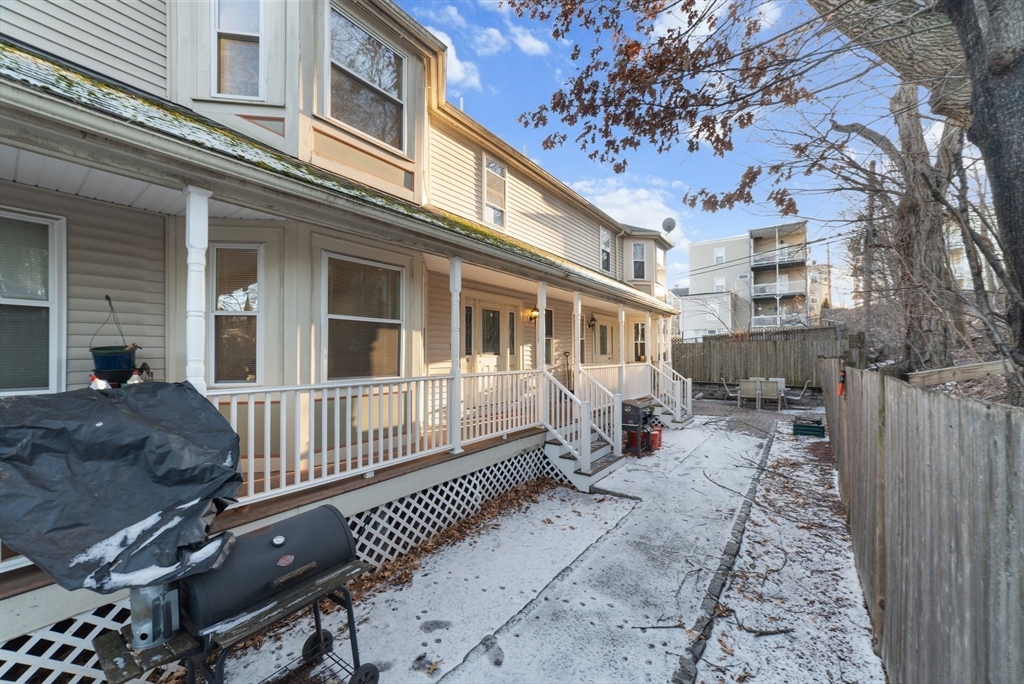 3 bed, 2 bath apartment for rent at 16 Downer Ct Unit B, Boston — photo 26 of 31