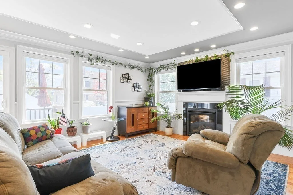 4 bed, 4+ bath apartment for rent at 16 Downey St Unit 16, Watertown — photo 9 of 37