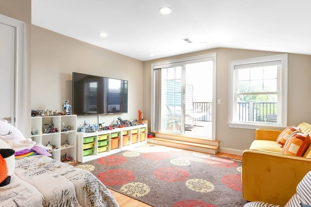 4 bed, 4+ bath apartment for rent at 16 Downey St Unit 16, Watertown — photo 21 of 37