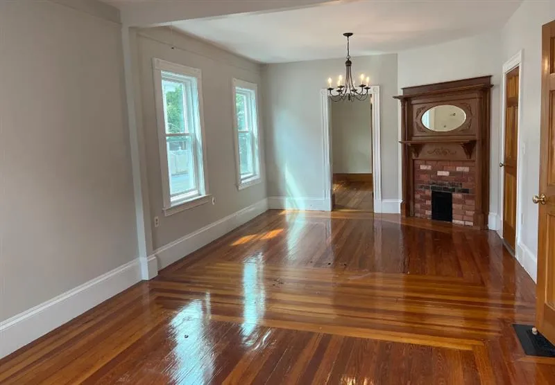 3 bed, 1 bath apartment for rent at 16 Edward Sullivan Rd Unit 2, Strawberry Hill — photo 1 of 20