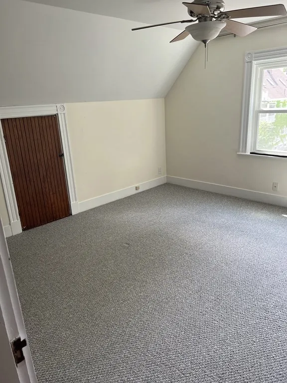 3 bed, 1 bath apartment for rent at 16 Edward Sullivan Rd Unit N/A, Strawberry Hill — photo 5 of 10