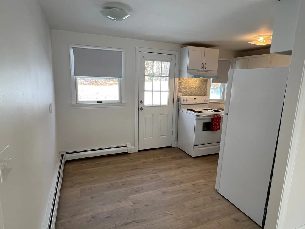 3 bed, 1 bath apartment for rent at 16 Eliot Rd Unit 16, Bedford — photo 8 of 32