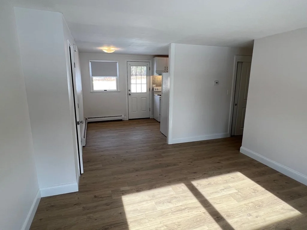 3 bed, 1 bath apartment for rent at 16 Eliot Rd Unit 16, Bedford — photo 9 of 32