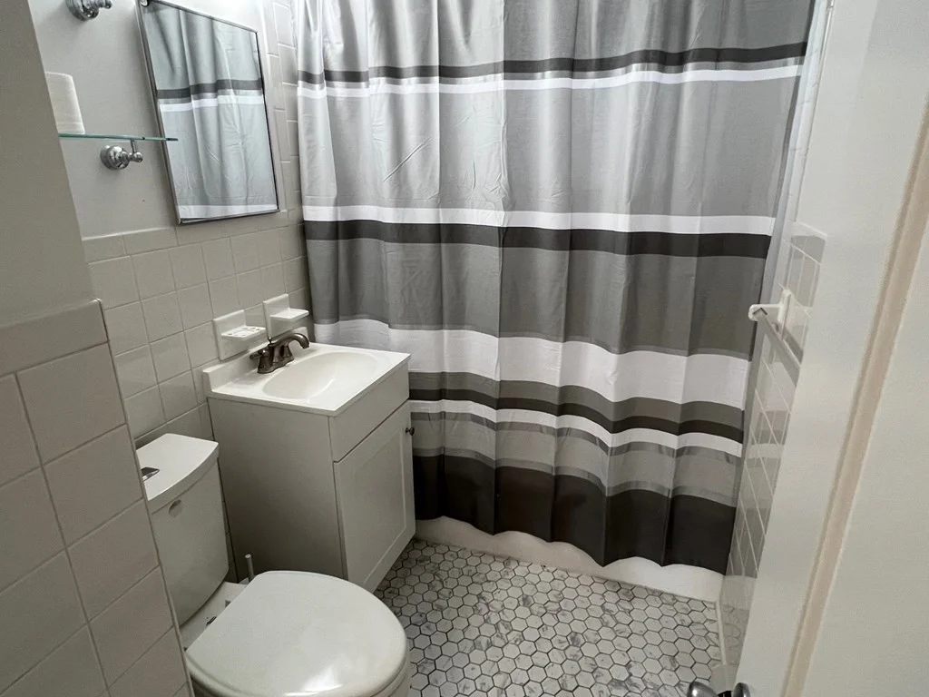 3 bed, 1 bath apartment for rent at 16 Eliot Rd Unit 16, Bedford — photo 13 of 32