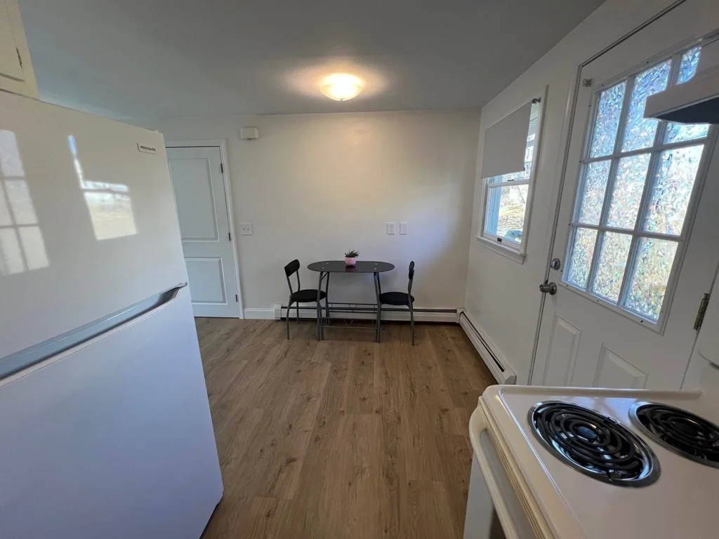3 bed, 1 bath apartment for rent at 16 Eliot Rd Unit 16, Bedford — photo 22 of 32